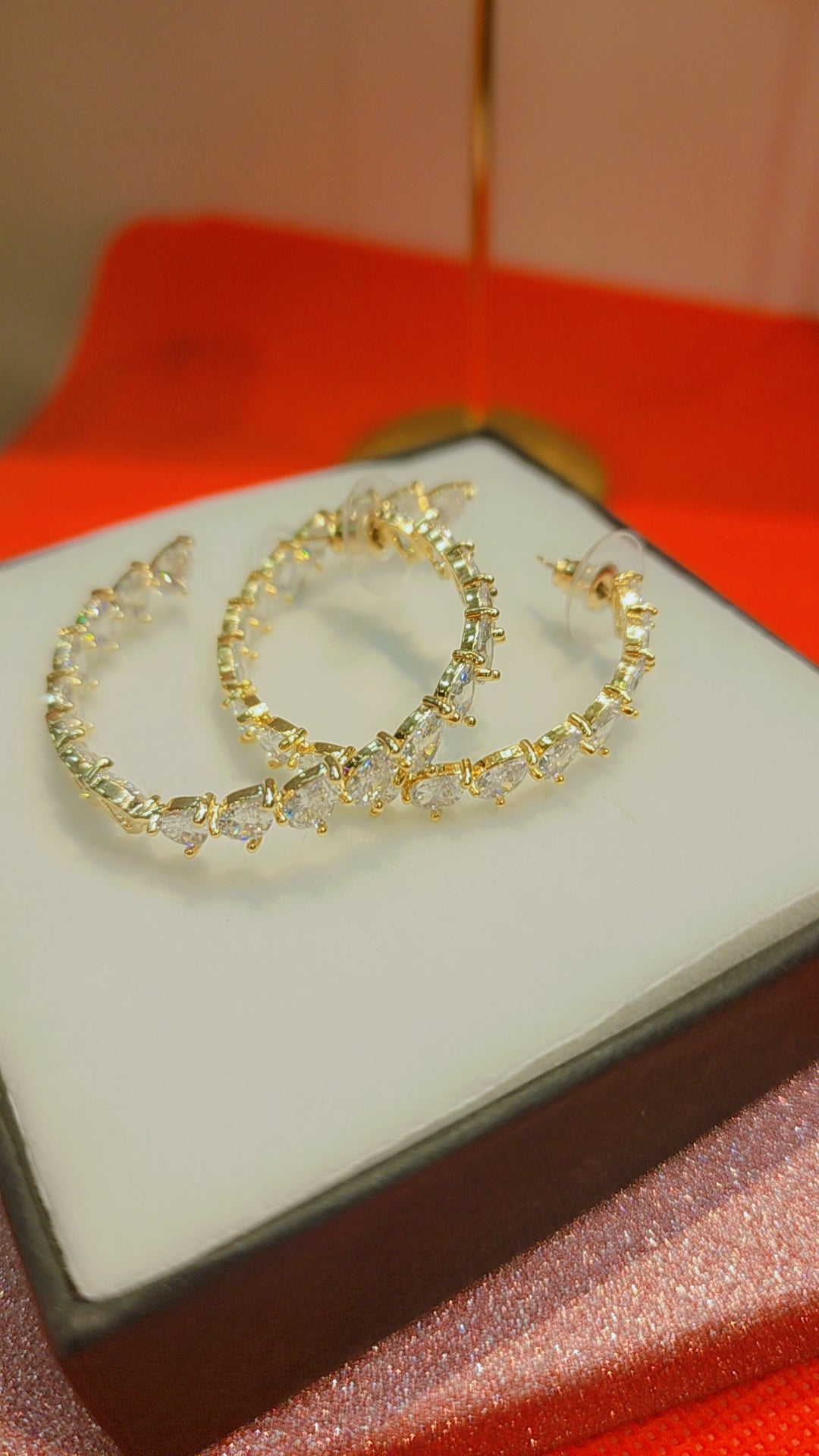 ਸੋਨੇ ਦੀ ਪਲੇਟ ਵਾਲੀ ਵਾਲੀ