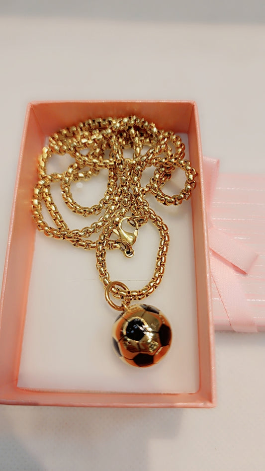 Pendentif boule plaqué or