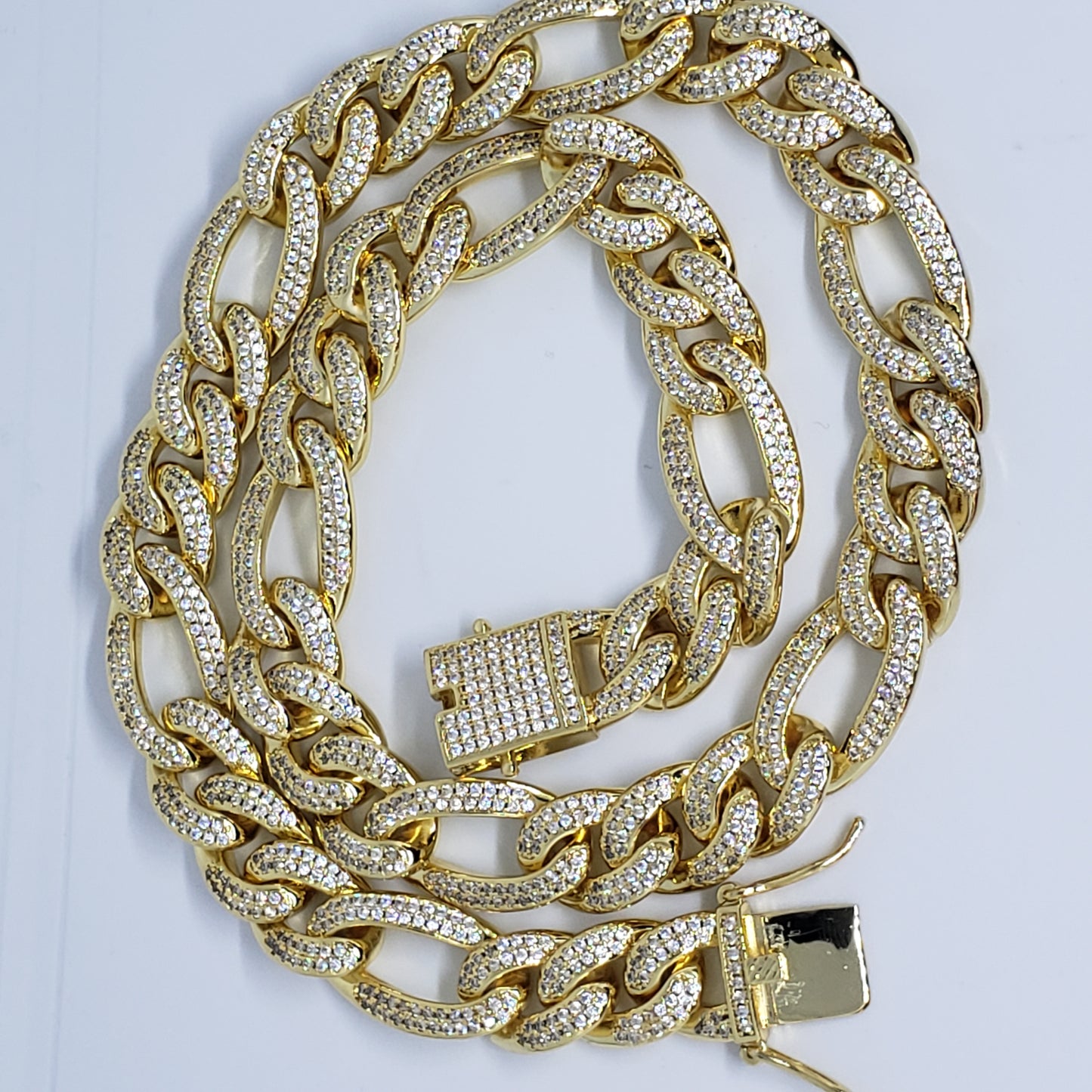 ਸੋਨੇ ਦੀ ਚਾਦਰ ਵਾਲਾ ਫਿਗਾਰੋ