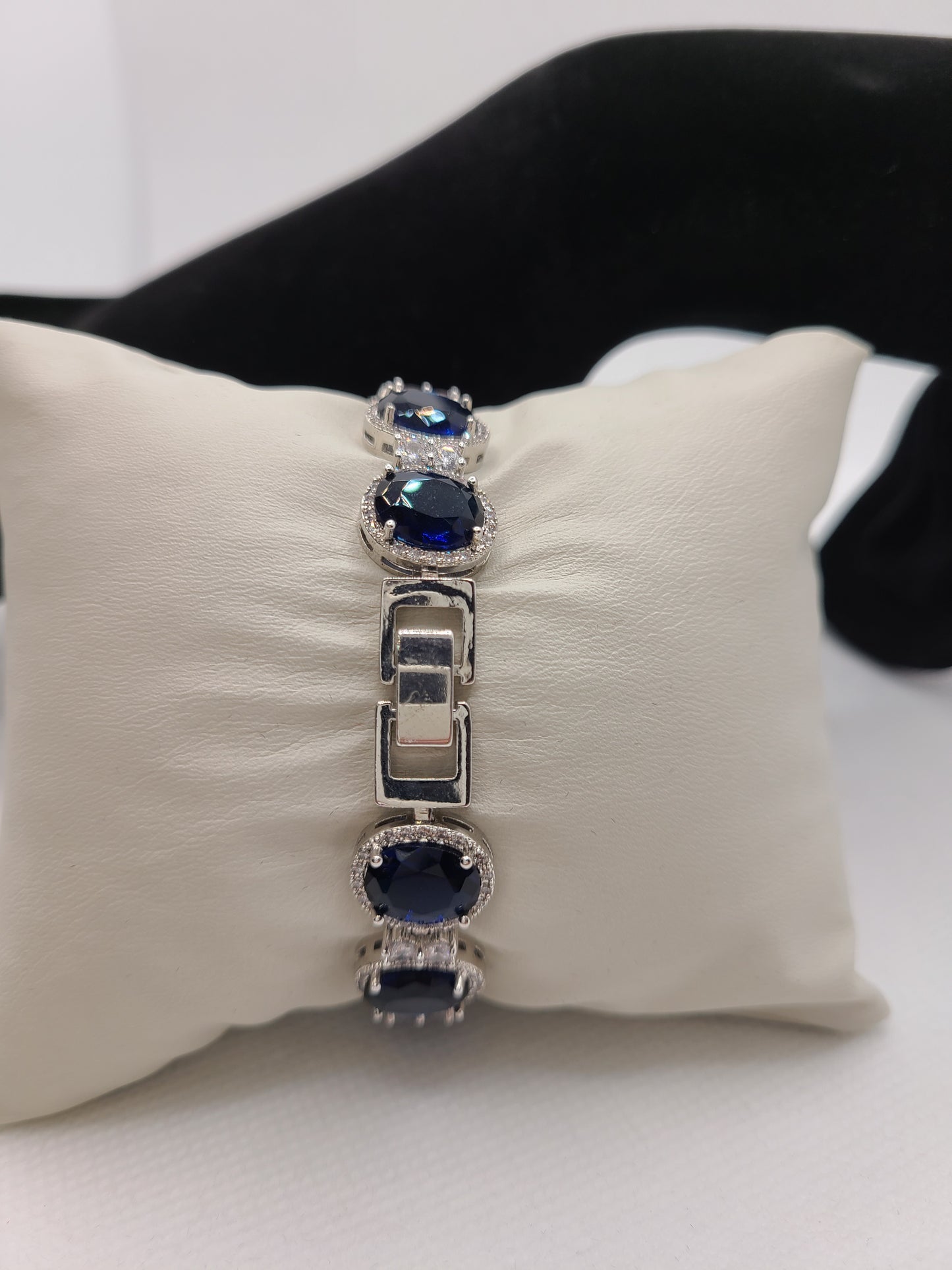 Bracelet en pierre bleu royal