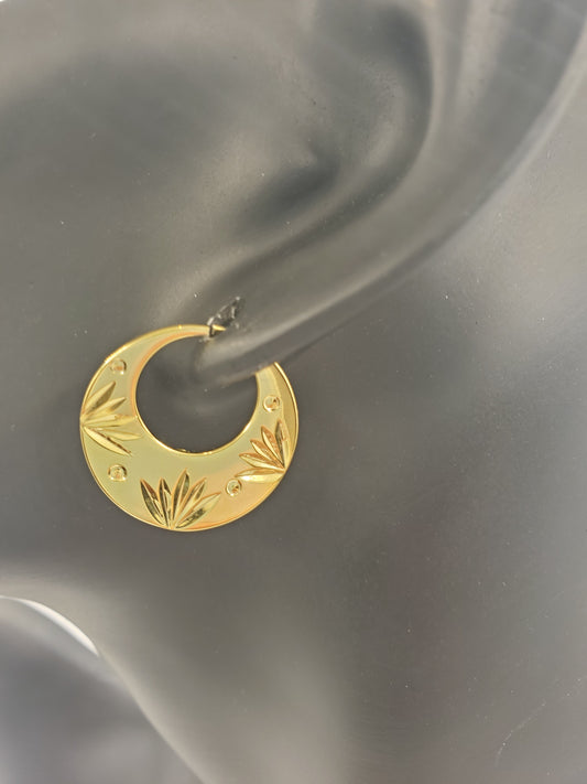 Modern Design in Classic Nattiyan Earrings