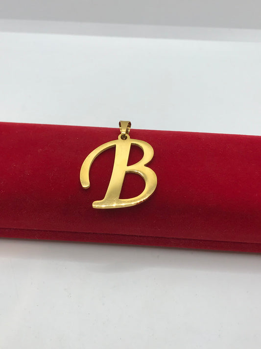 Pendentif lettre