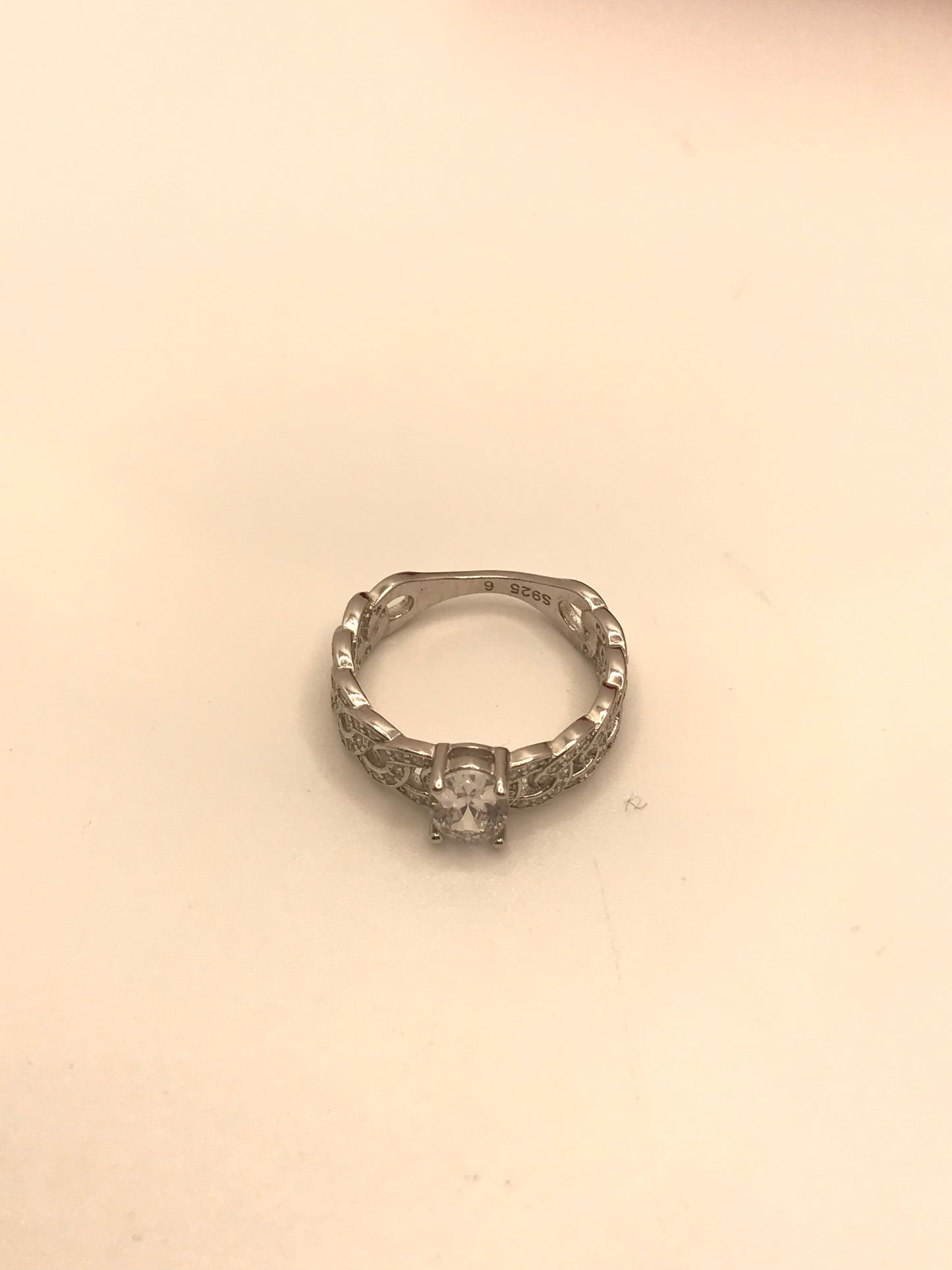 Bague en argent sterling avec pierre ovale