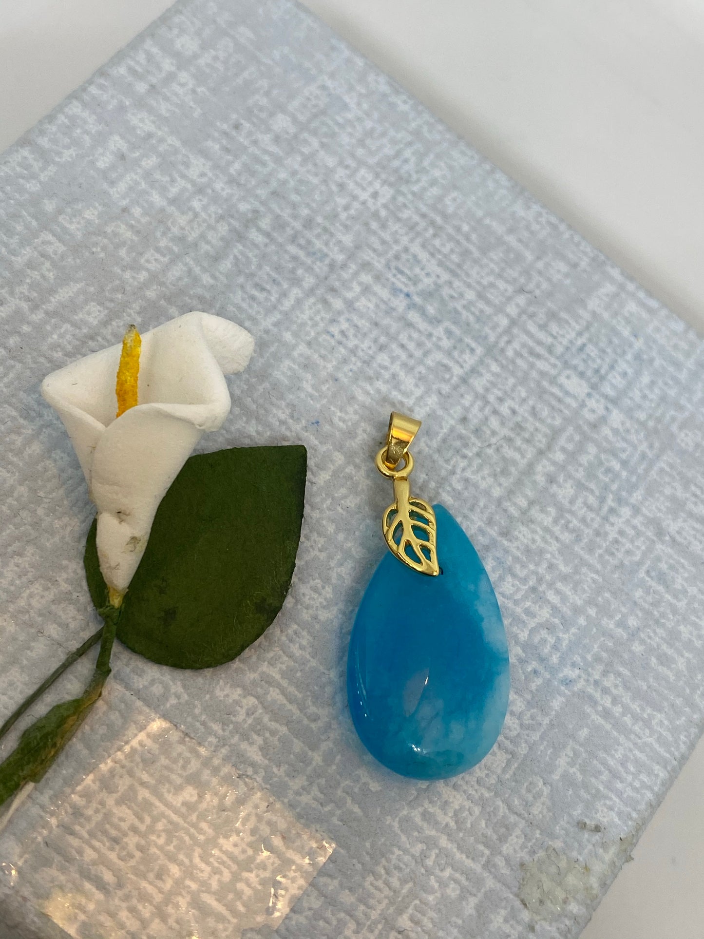Pendentif en jade véritable