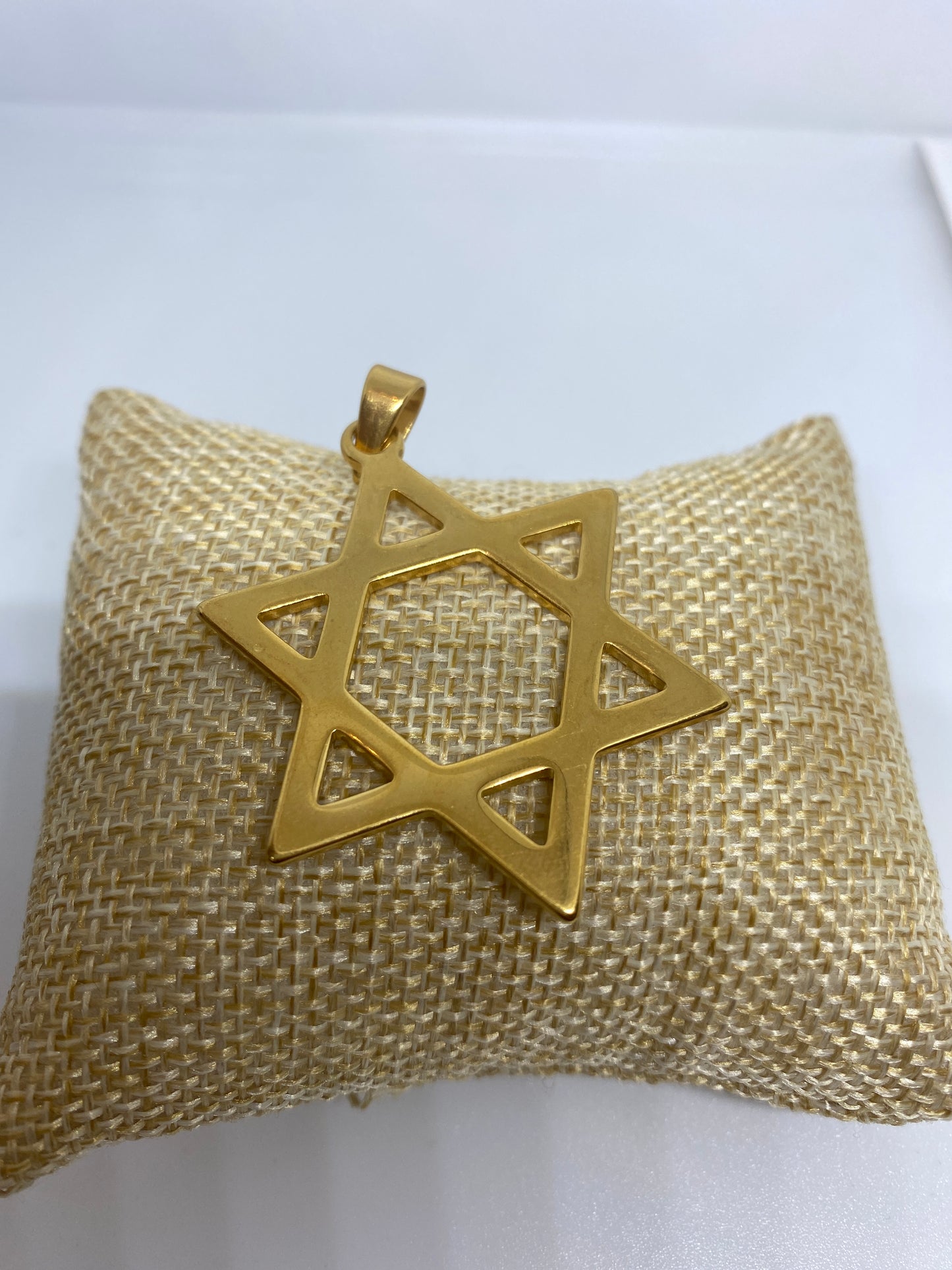 Pendentif en forme d'étoile