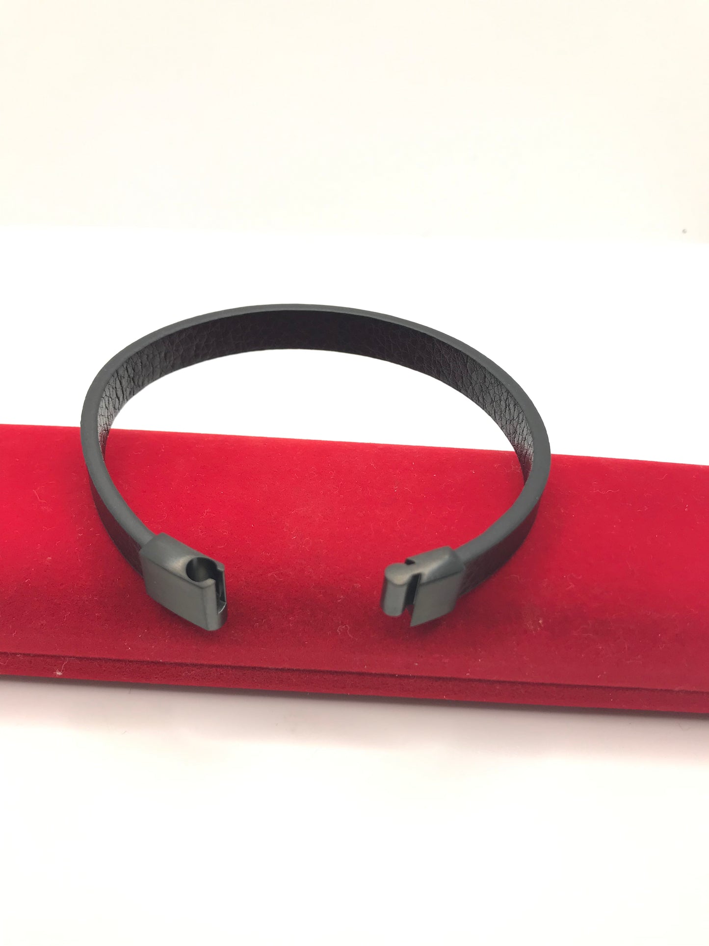 Bracelet en cuir uni