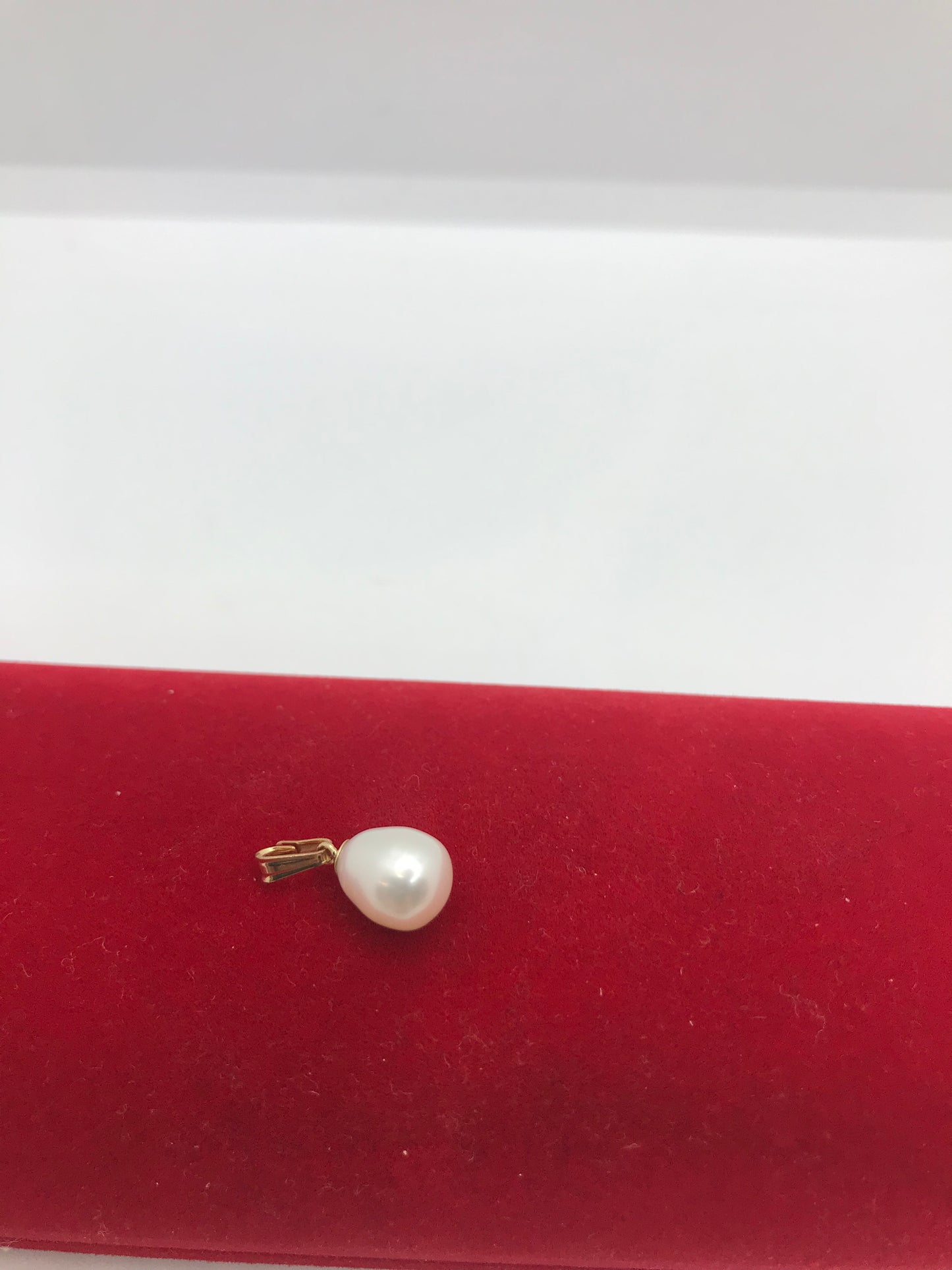 Pendentif en perles 10 carats