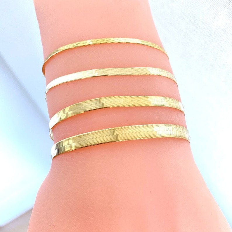 Gold plated herringbone bracelet