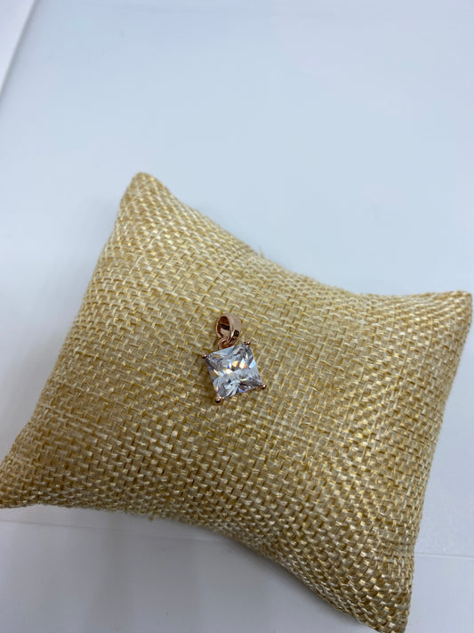 Pendentif en pierre de cristal