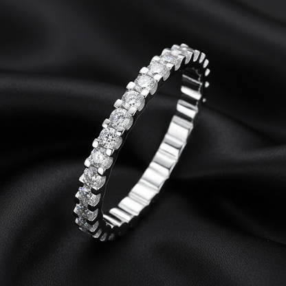 Alliance pour femme en argent véritable et moissanite