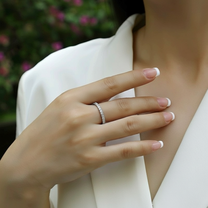 Alliance pour femme en argent véritable et moissanite