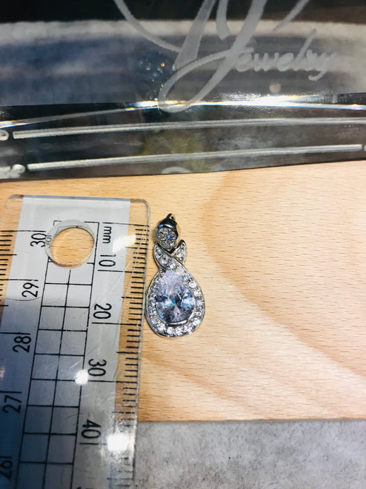 Pendentif en cristal de forme ovale en argent sterling