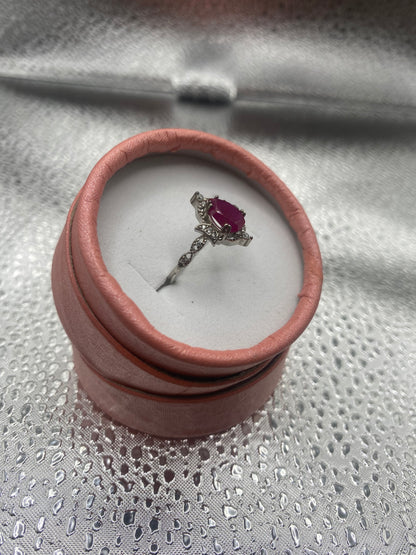 Bague ovale en argent véritable avec rubis naturel