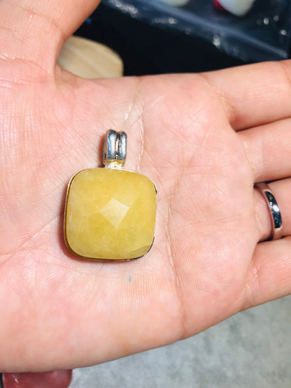 Pierre d'ambre de la Baltique en argent sterling