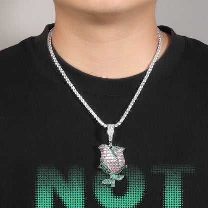 ਬੈਗੁਏਟ ਡਾਇਮੰਡ ਰੋਜ਼ ਫਲਾਵਰ ਚਾਰਮ ਪੈਂਡੈਂਟ