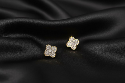Magnetic(non piercing)Clover Stud Earrings