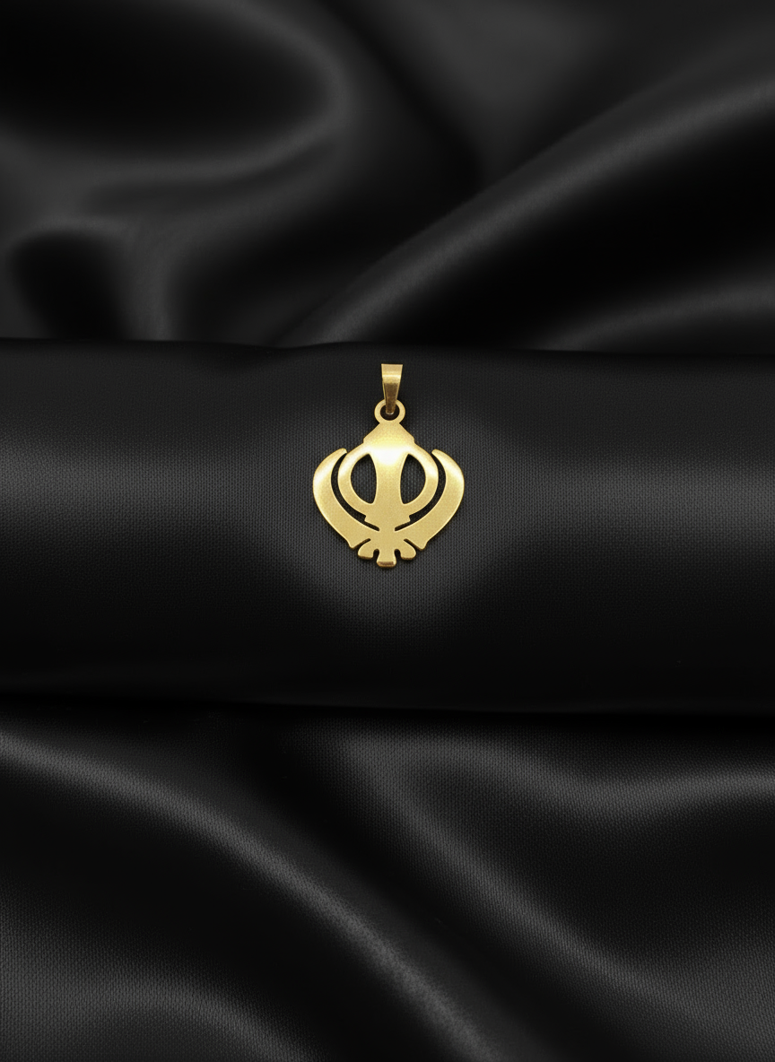 Collier Khanda ; plaqué or 18 carats