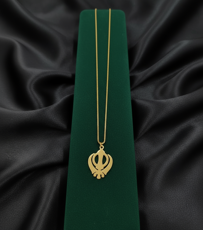 Collier Khanda ; plaqué or 18 carats