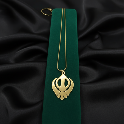 Collier Khanda ; plaqué or 18 carats