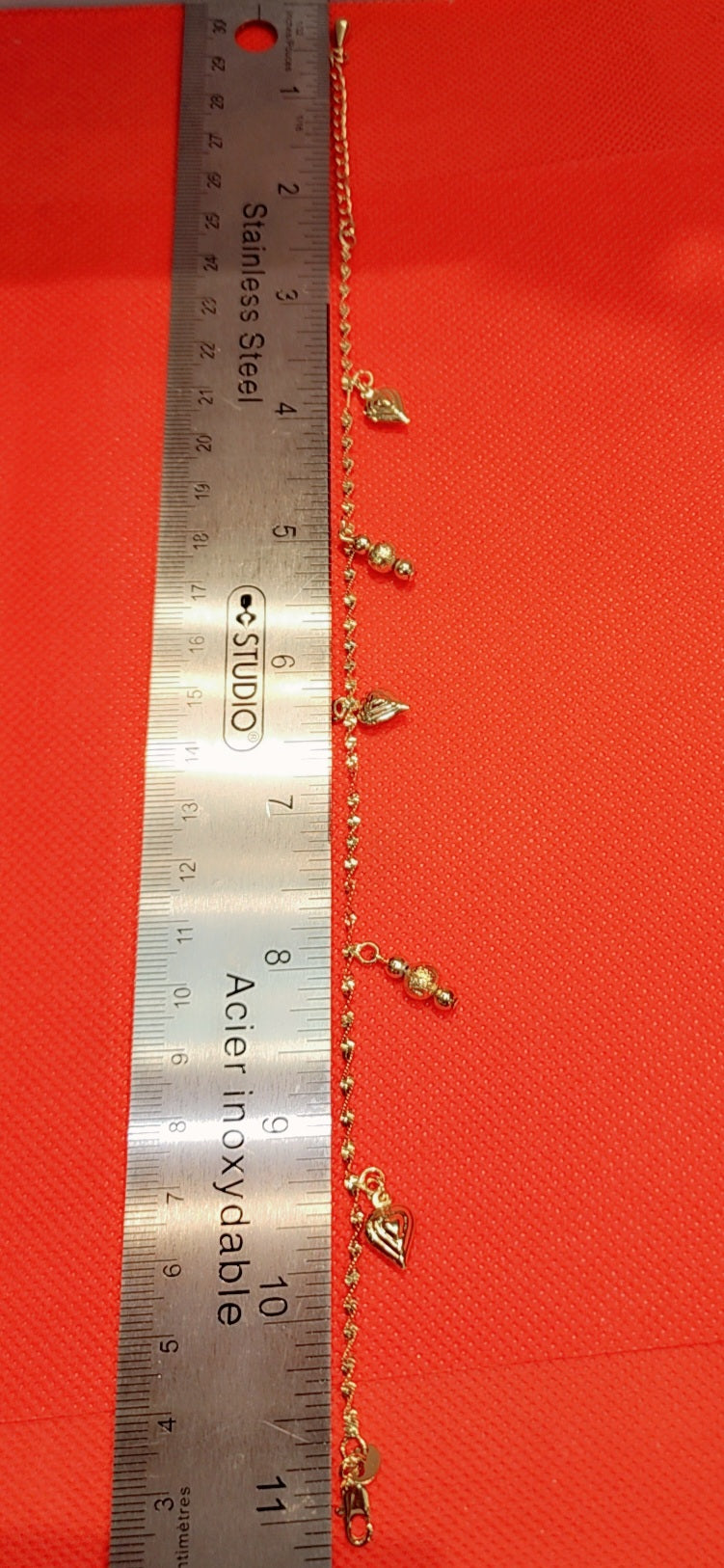 ਸੋਨੇ ਦੀ ਪਲੇਟ ਵਾਲੀ ਗੇਂਦ ਵਾਲਾ ਪਾਕ