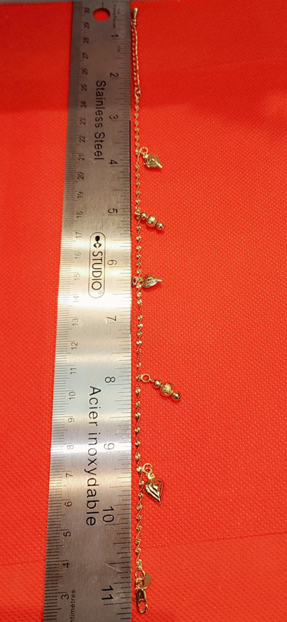 ਸੋਨੇ ਦੀ ਪਲੇਟ ਵਾਲੀ ਗੇਂਦ ਵਾਲਾ ਪਾਕ