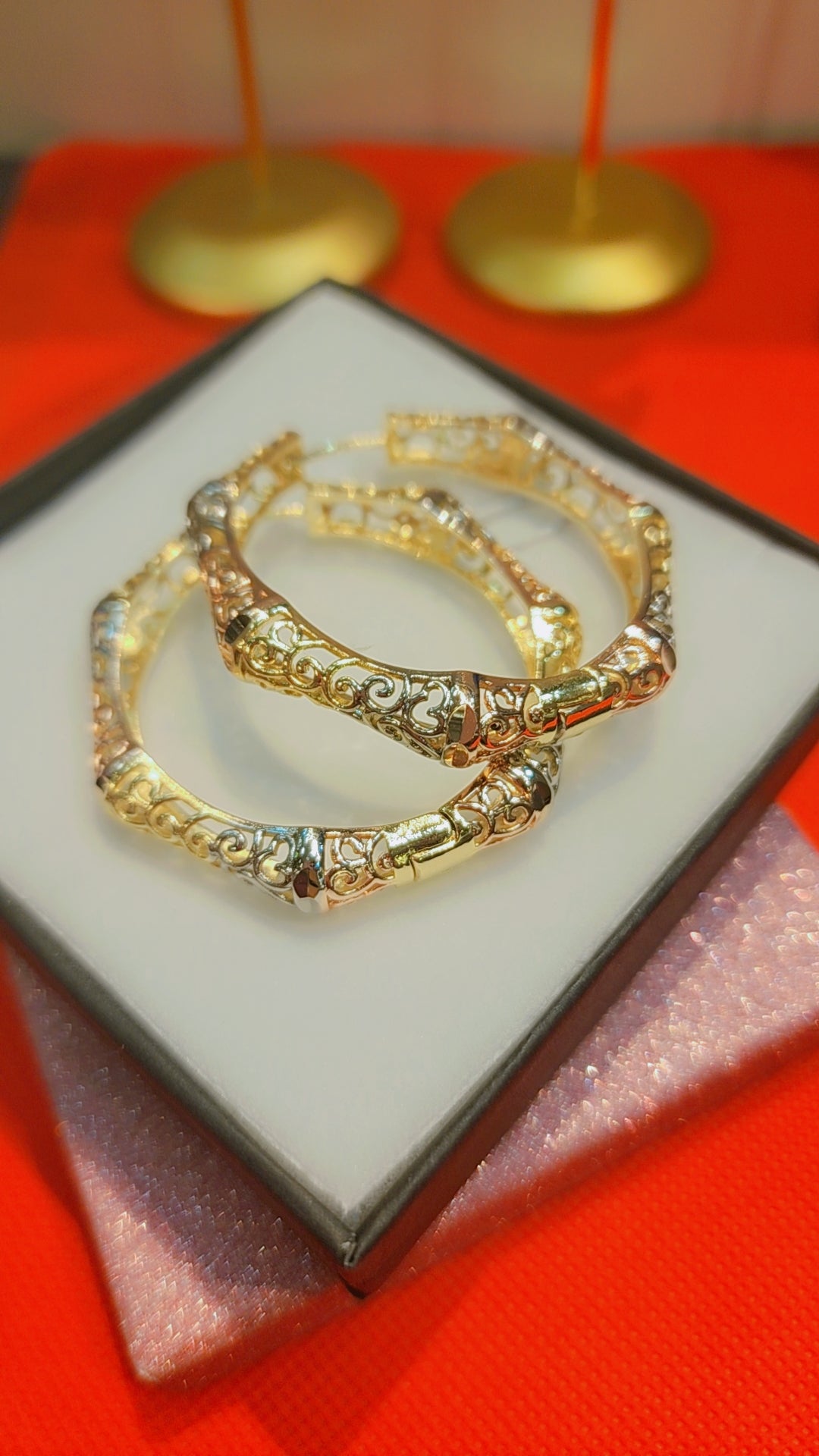 ਸੋਨੇ ਦੀ ਪਲੇਟ ਵਾਲੀ ਵਾਲੀ