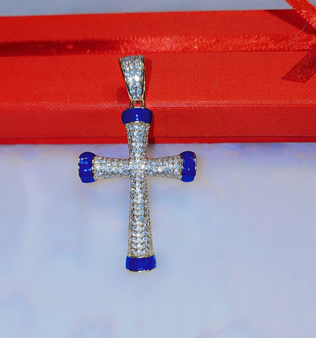 Pendentif croix plaqué or glacé