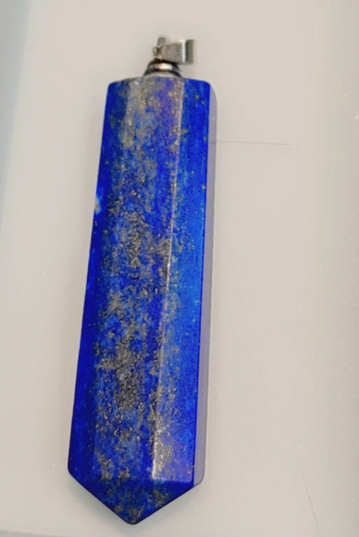 Pendentif en argent sterling avec de véritables pierres de lapis-lazuli