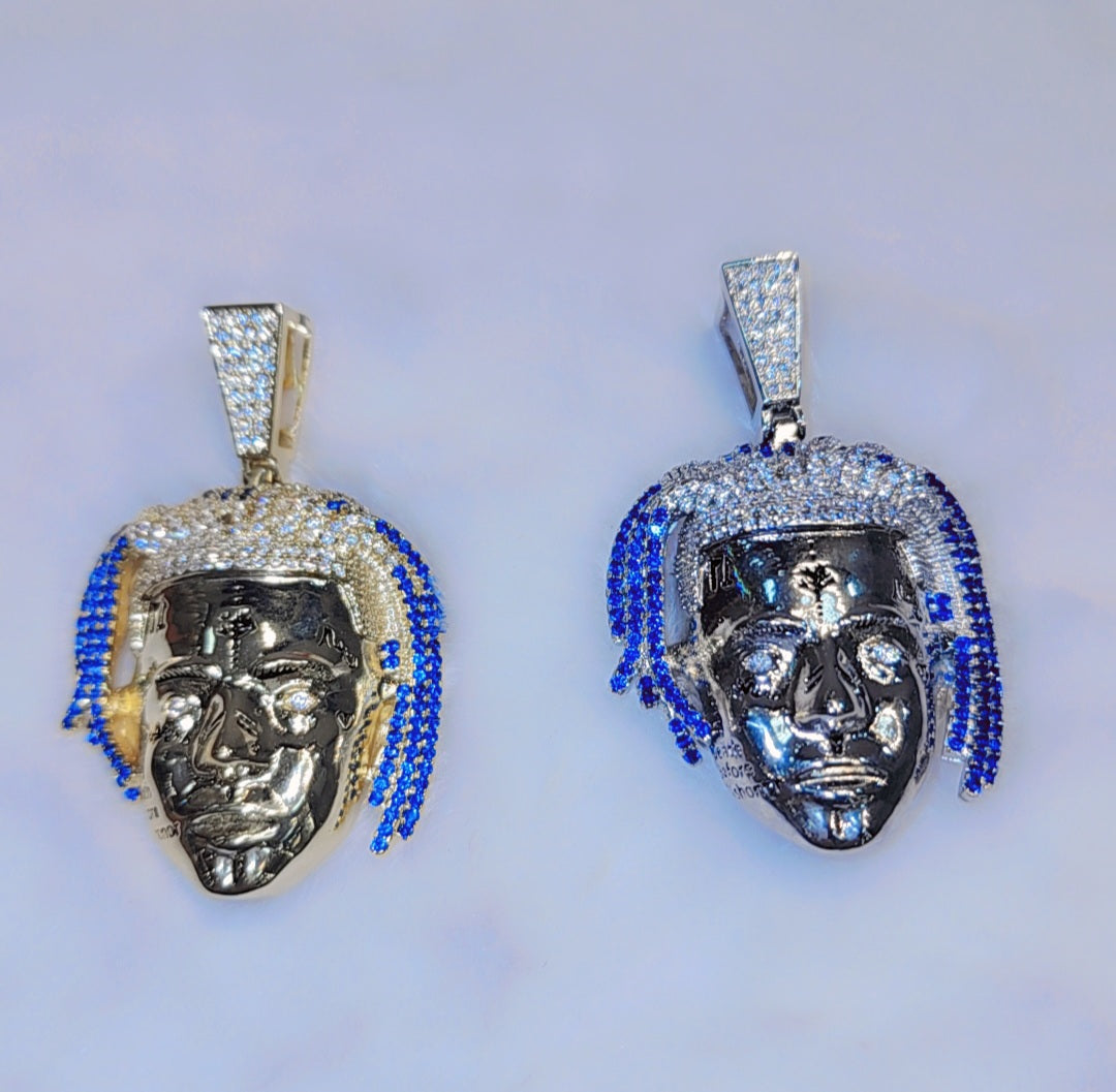 ਆਈਸਡ ਆਊਟ ਵ੍ਹਾਈਟ ਗੋਲਡ ਪਲੇਟਿਡ ਰੈਪਰ ਪੈਂਡੈਂਟ