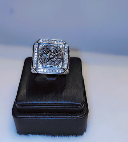 ਚਿੱਟੇ ਸੋਨੇ ਦੀ ਪਲੇਟ ਵਾਲੀ ਅੰਗੂਠੀ