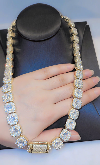 Chaîne plaquée or glacée