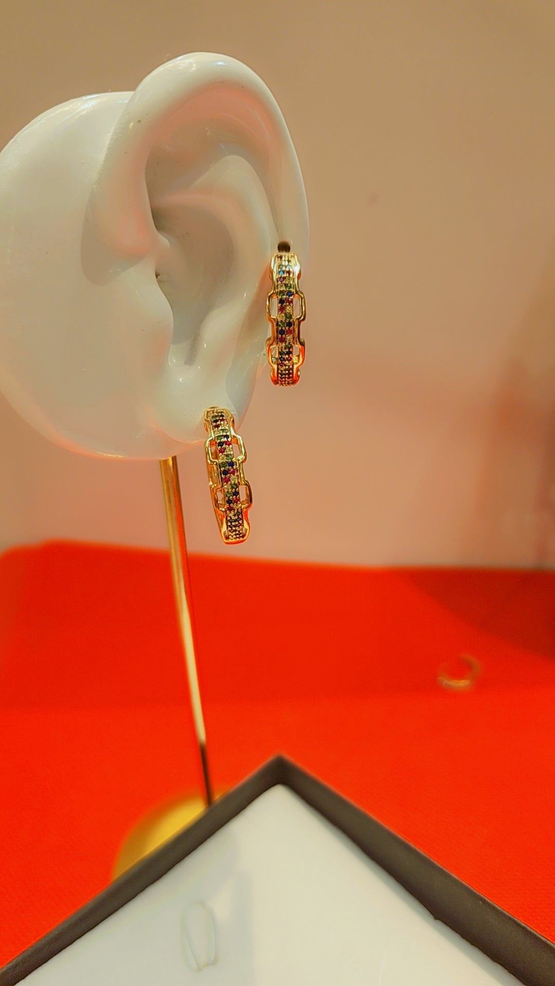 Boucle d'oreille plaquée or