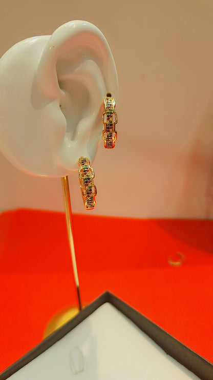 Boucle d'oreille plaquée or