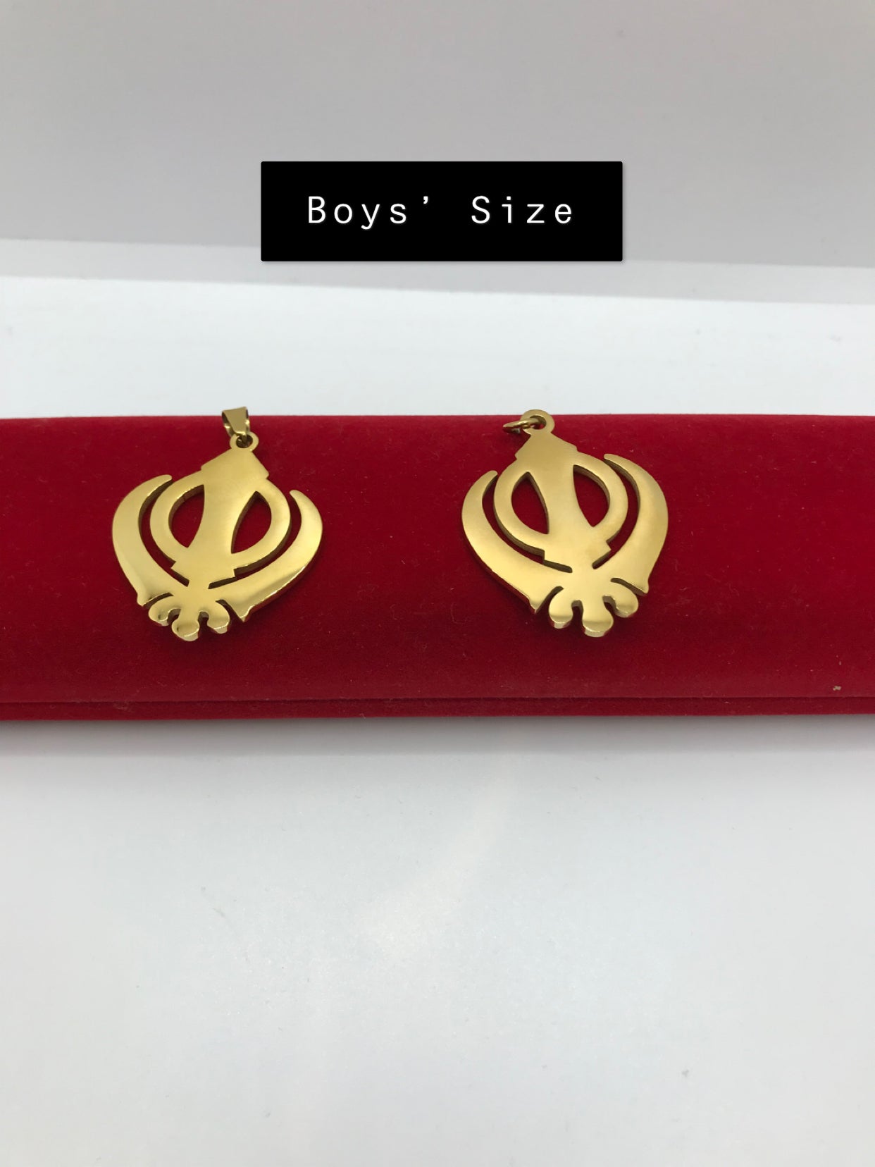 Collier Khanda ; plaqué or 18 carats