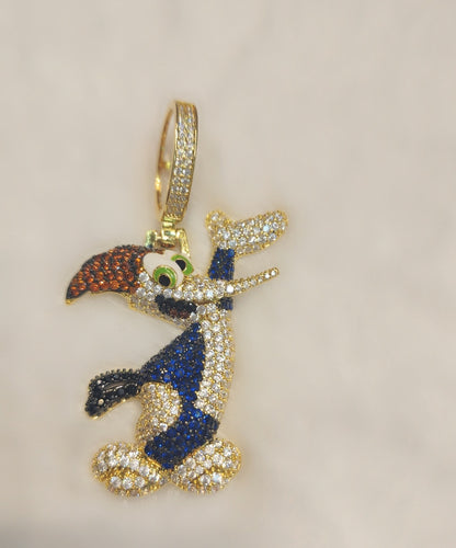 ਆਈਸਡ ਆਊਟ ਵ੍ਹਾਈਟ ਗੋਲਡ ਪਲੇਟਿਡ ਕਾਰਟੂਨ ਪੈਂਡੈਂਟ