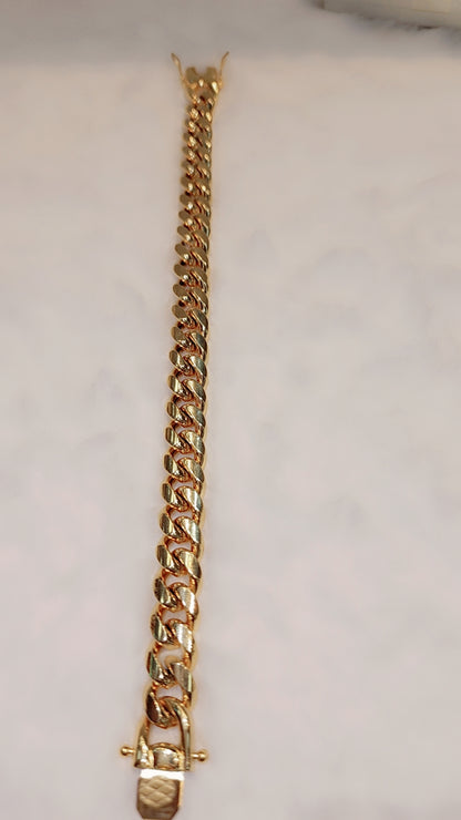 Bracelet à maillons cubains en acier inoxydable