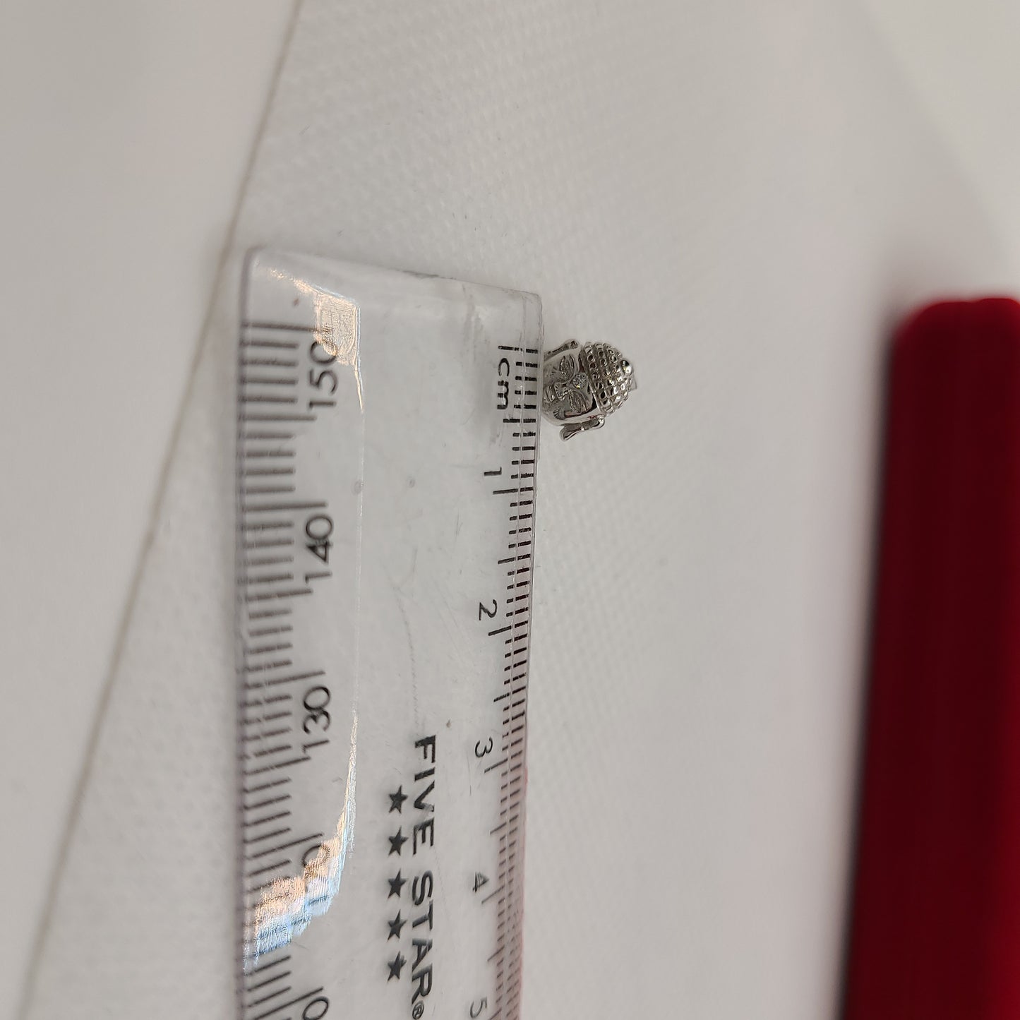 ਸਟਰਲਿੰਗ ਸਿਲਵਰ ਬੁੱਧ ਸਟੱਡ ਵਾਲੀਆਂ