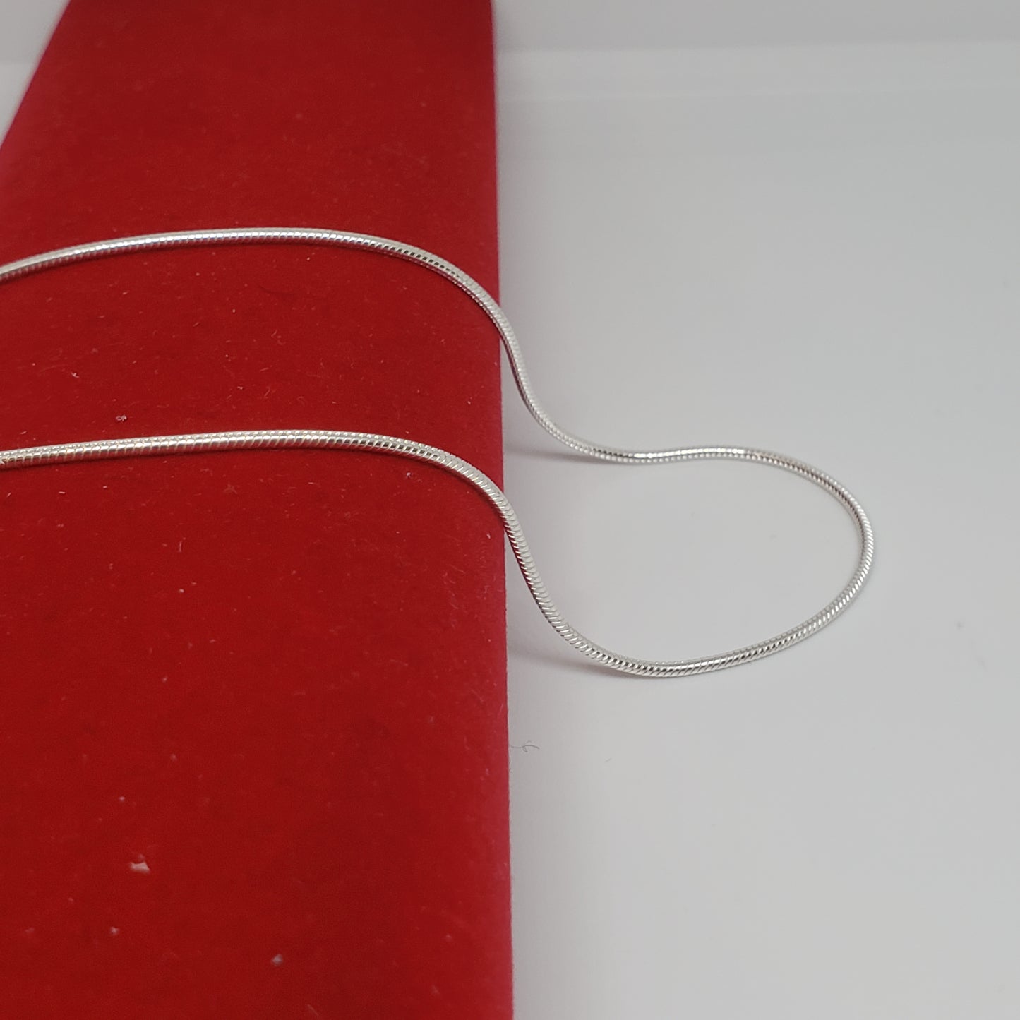 925 SS ਓਮੇਗਾ ਐਨਕਲੇਟ