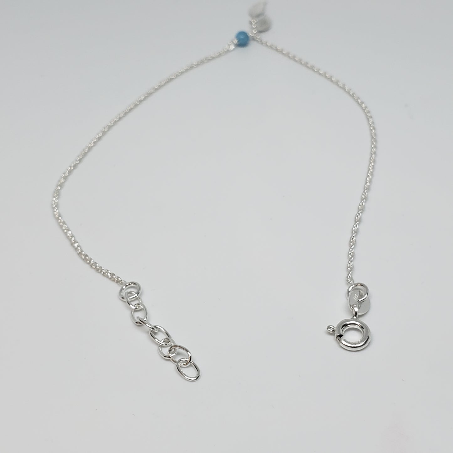 ਅਸਲੀ ਫਿਰਕੀ ਅਤੇ ਅਸਲੀ ਚਾਂਦੀ ਦੇ ਫੈਸ਼ਨੇਬਲ ਐਨਕਲੇਟ