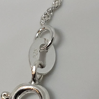 ਅਸਲੀ ਫਿਰਕੀ ਅਤੇ ਅਸਲੀ ਚਾਂਦੀ ਦੇ ਫੈਸ਼ਨੇਬਲ ਐਨਕਲੇਟ