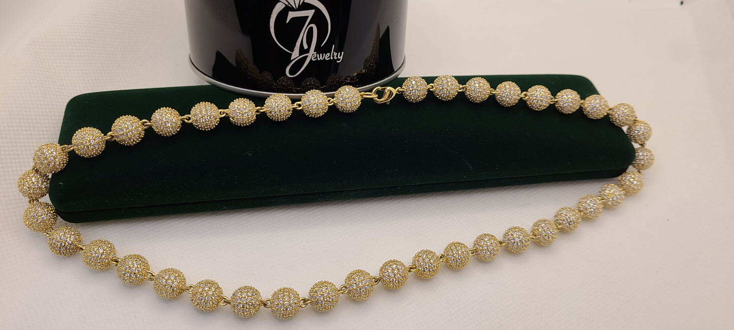 Chaîne à billes glacée plaquée or 18 carats