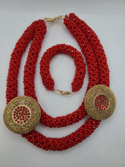 ਅਫ਼ਰੀਕੀ ਸ਼ੈਲੀ ਦੇ ਮਣਕਿਆਂ ਦਾ ਸੈੱਟ