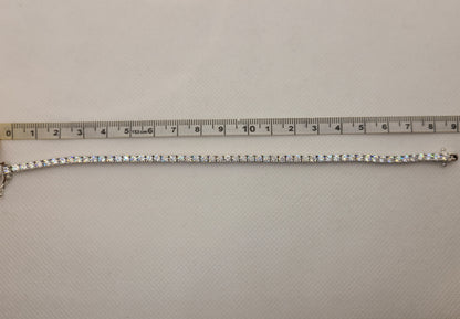 ਸਟਰਲਿੰਗ ਸਿਲਵਰ ਟੈਨਿਸ ਬਰੇਸਲੇਟ