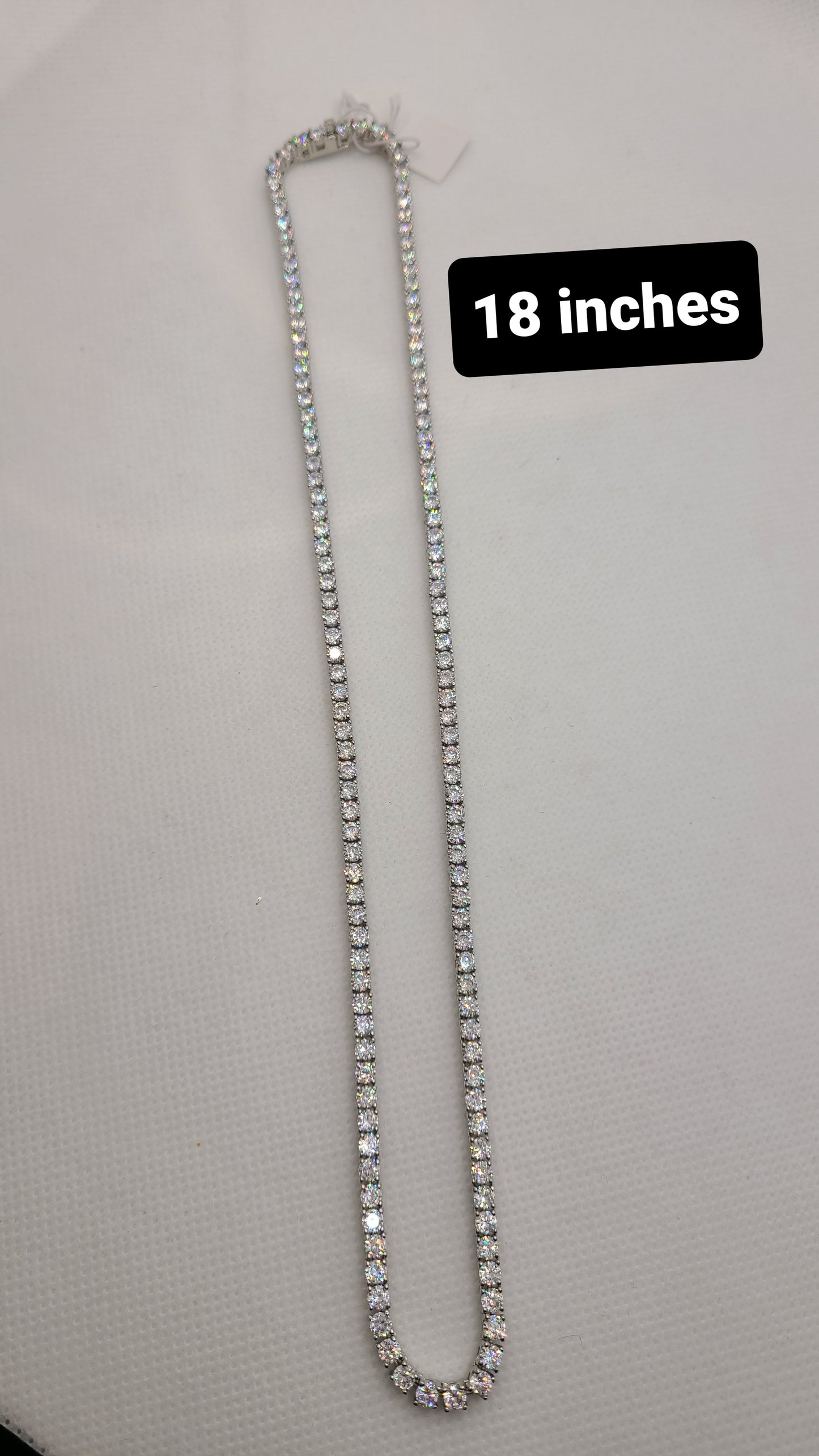 ਸਟਰਲਿੰਗ ਸਿਲਵਰ ਟੈਨਿਸ ਚੇਨ