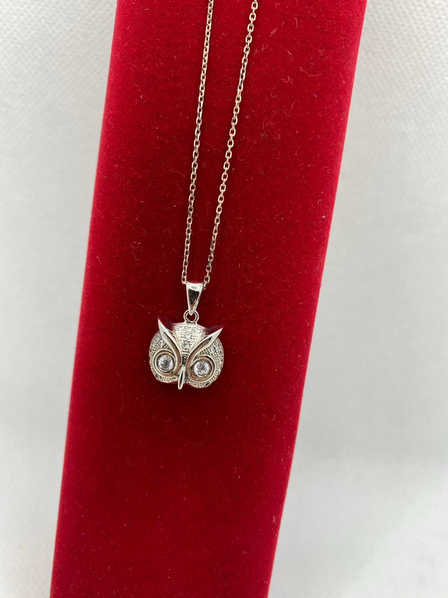 Collier en argent véritable avec tête de hibou