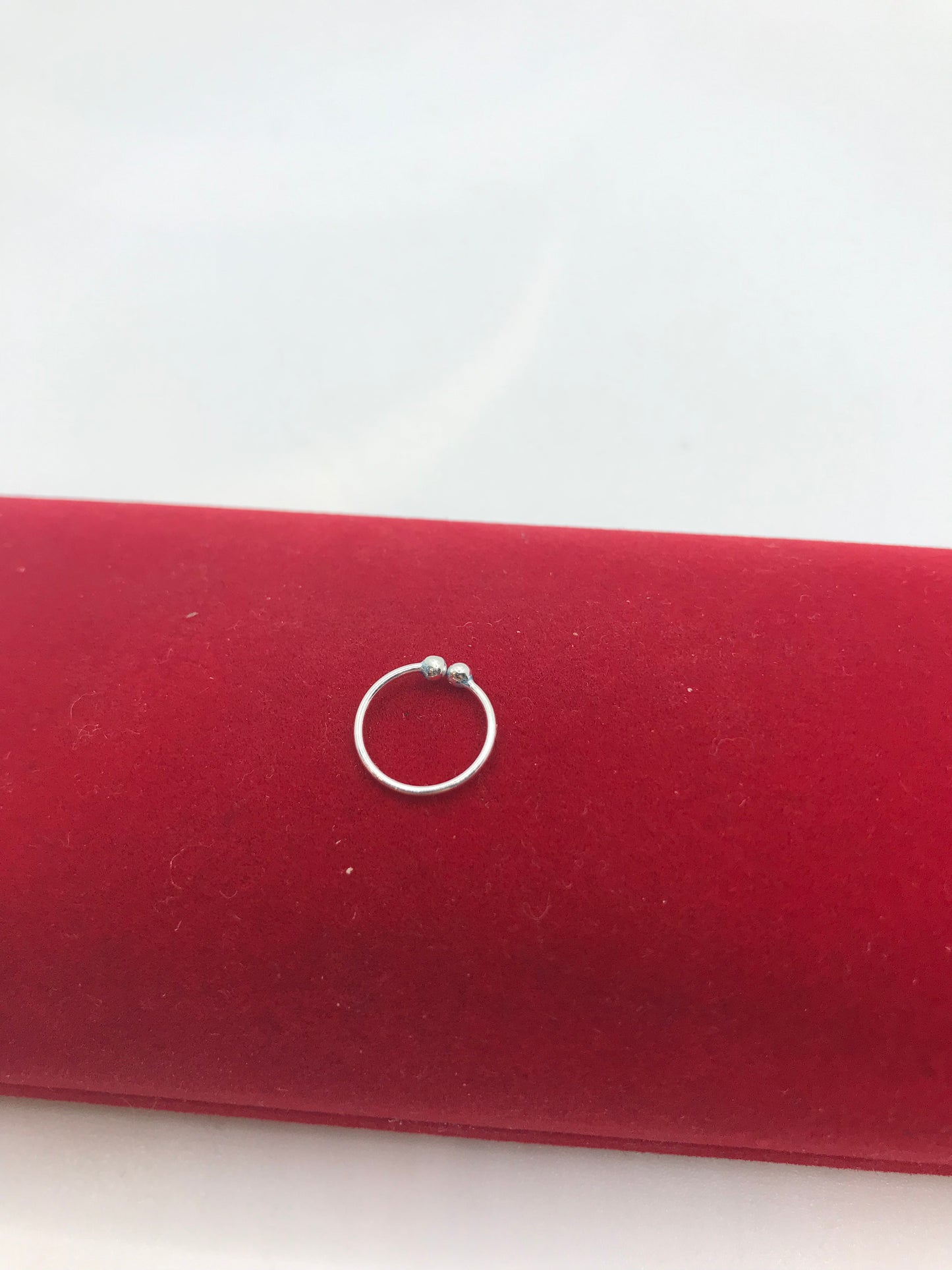 ਨੱਕ ਦੀਆਂ ਛੱਲੀਆਂ 'ਤੇ ਸਟਰਲਿੰਗ ਸਿਲਵਰ ਕਲਿੱਪ