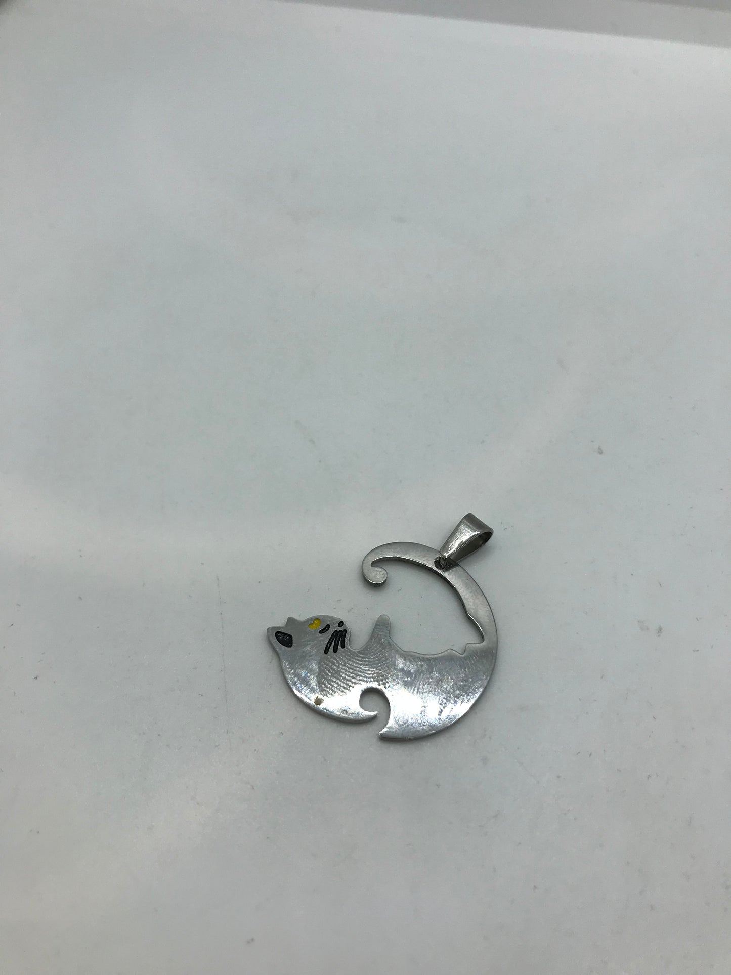 Kitty pendant