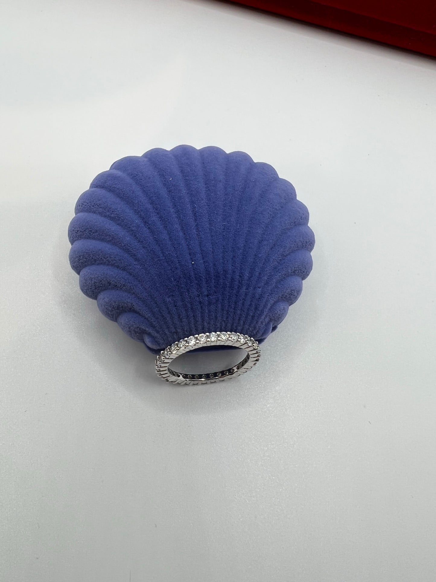 Bague d'éternité complète en argent véritable