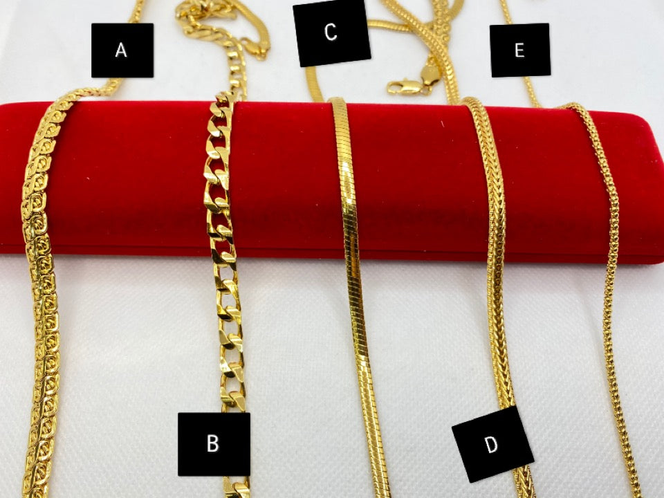 Chaînes plaquées or