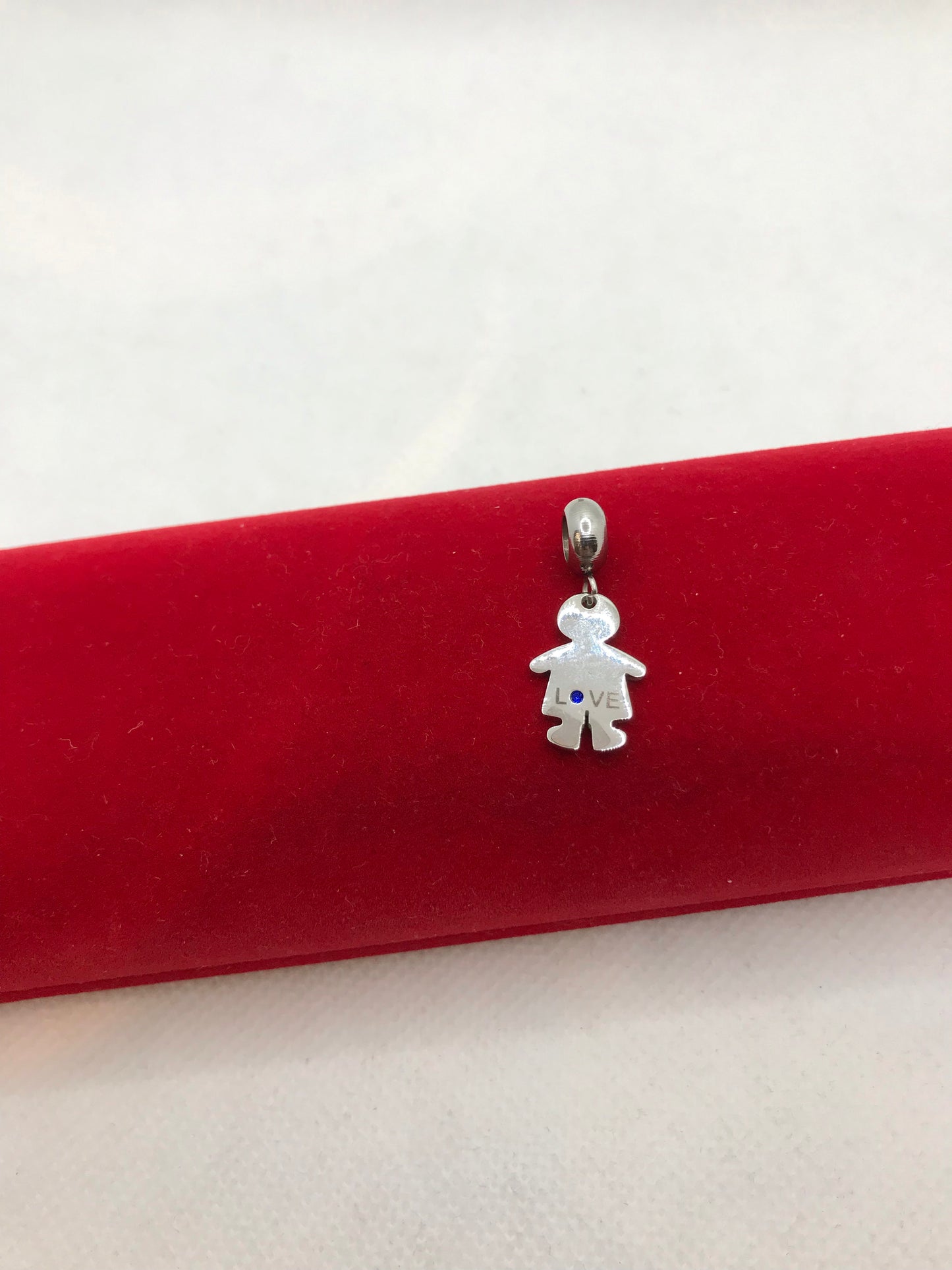 ਪਿਆਰੇ ਸੁਹਜ ਅਤੇ ਪੈਂਡੈਂਟ